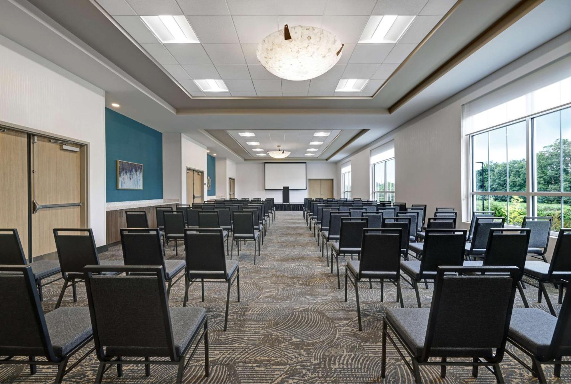 Hilton Garden Inn Manassas Ngoại thất bức ảnh